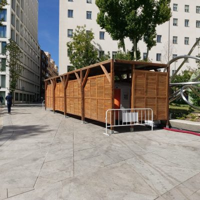 estructura portátil de madera para WC